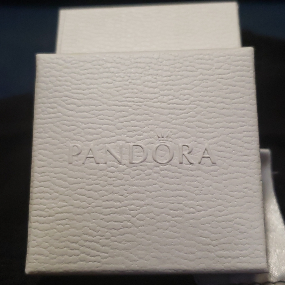 Pandora boxes - Picture 3 of 3